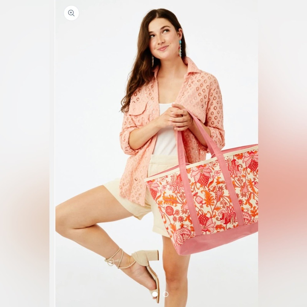 Roller Rabbit Amanda Canvas Tote - Picture 3 of 9
